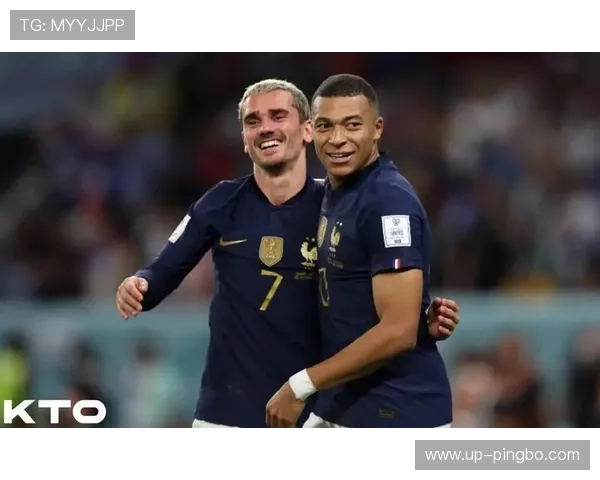 姆巴佩与奥斯梅恩的进攻风格：终结依赖与战术参与度对比